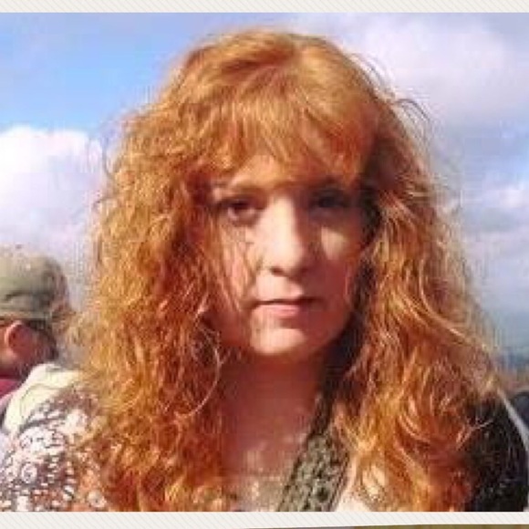 Meet your Posher, Shelly - Picture 1 of 1